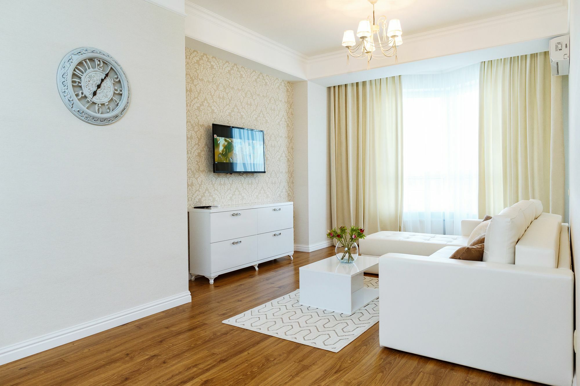 Homestay Apartments Chişinău Esterno foto