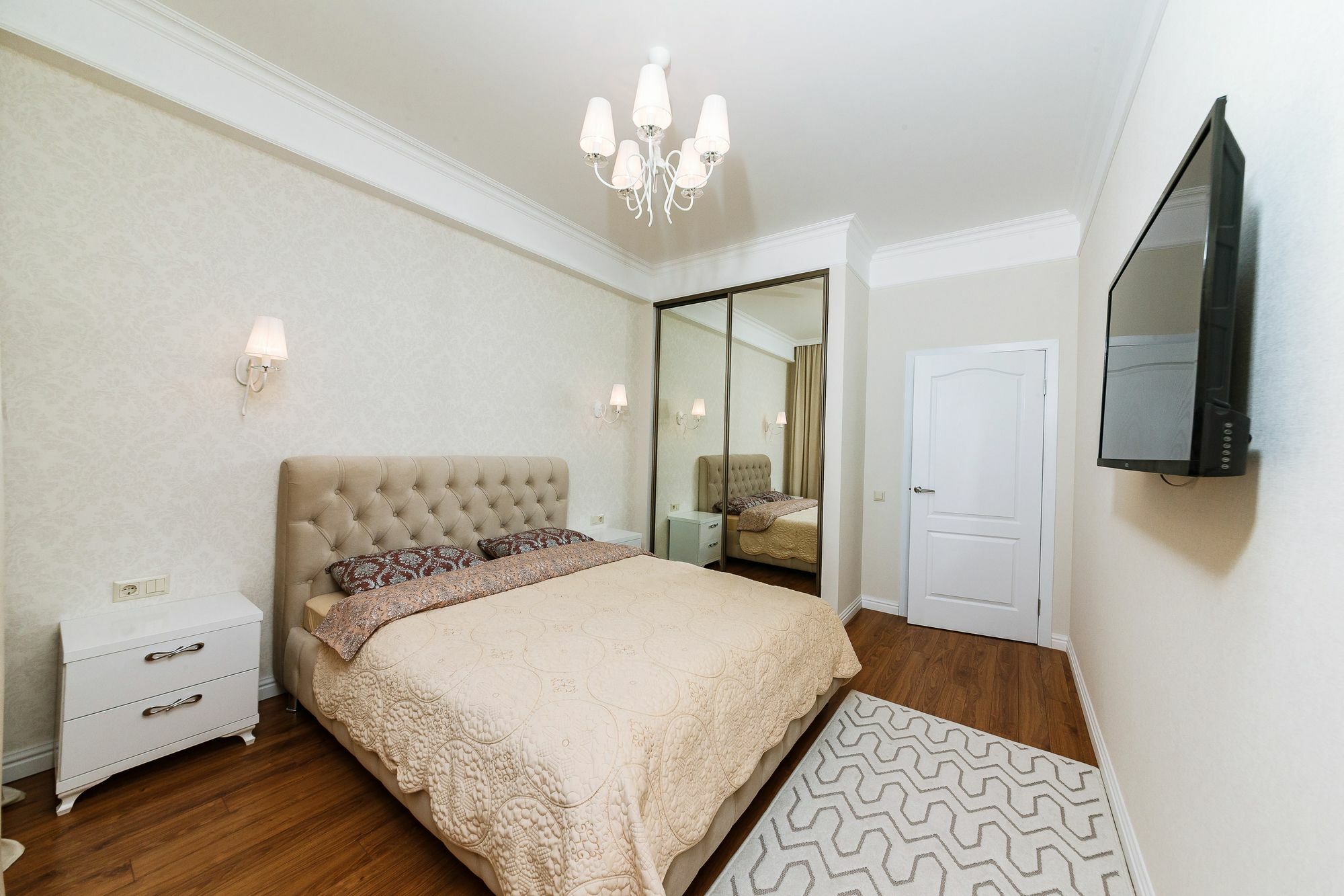 Homestay Apartments Chişinău Esterno foto
